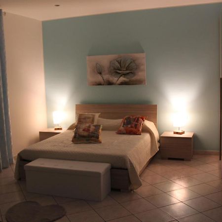 Casa Di Suele Apartment Solarino Bagian luar foto